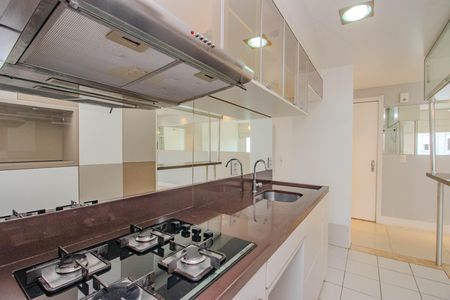 Apartamento para alugar com 73m², 3 quartos e 1 vaga Apartamento para alugar com 73m², 3 quartos e 1 vagaCozinha e Área de Serviço