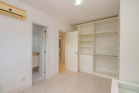 Apartamento para alugar com 73m², 3 quartos e 1 vaga Apartamento para alugar com 73m², 3 quartos e 1 vagaSuíte