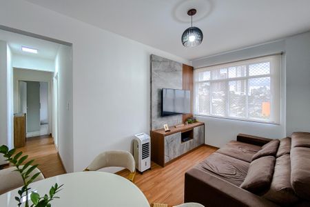 Apartamento à venda com 68m², 2 quartos e sem vaga Apartamento à venda com 68m², 2 quartos e sem vagaSala