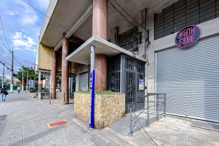 Apartamento à venda com 68m², 2 quartos e sem vaga Apartamento à venda com 68m², 2 quartos e sem vagaFachada - Plaquinha