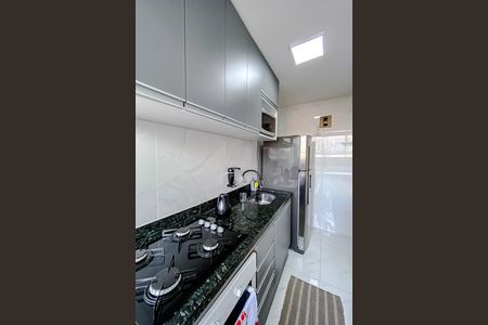 Apartamento à venda com 68m², 2 quartos e sem vaga Apartamento à venda com 68m², 2 quartos e sem vagaCozinha e Área de Serviço