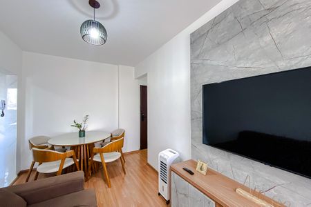 Apartamento à venda com 68m², 2 quartos e sem vaga Apartamento à venda com 68m², 2 quartos e sem vagaSala
