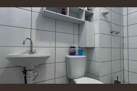 Apartamento para alugar com 38m², 2 quartos e sem vaga Apartamento para alugar com 38m², 2 quartos e sem vagaBanheiro