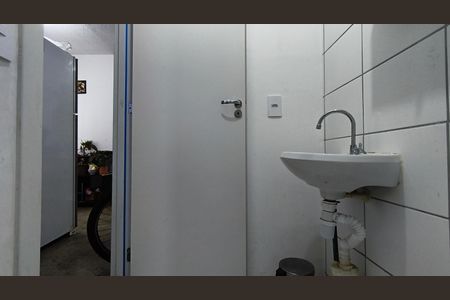 Apartamento para alugar com 38m², 2 quartos e sem vaga Apartamento para alugar com 38m², 2 quartos e sem vagaBanheiro