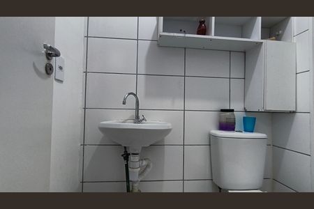 Apartamento para alugar com 38m², 2 quartos e sem vaga Apartamento para alugar com 38m², 2 quartos e sem vagaBanheiro