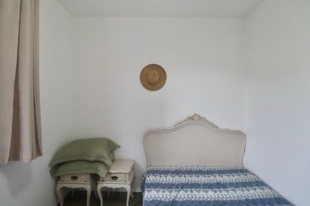 Quarto de apartamento para alugar com 3 quartos, 71m² em Jardim Sao Miguel, Guarujá