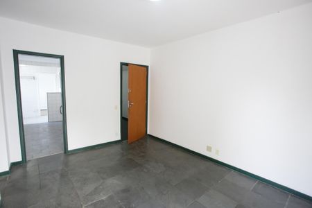 Apartamento à venda com 70m², 2 quartos e 1 vagaSala
