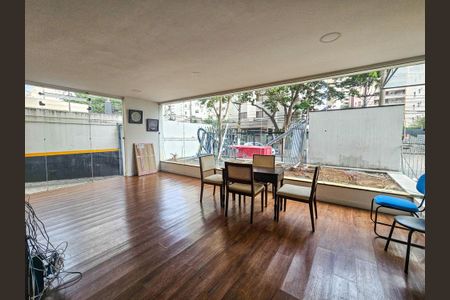 Apartamento à venda com 54m², 2 quartos e 1 vaga Apartamento à venda com 54m², 2 quartos e 1 vagaÁrea comum - Salão de festas