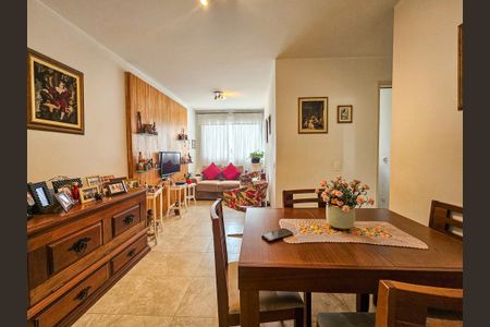 Apartamento à venda com 54m², 2 quartos e 1 vaga Apartamento à venda com 54m², 2 quartos e 1 vagaSala