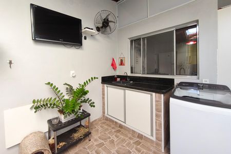Casa de condomínio à venda com 77m², 2 quartos e 1 vaga Casa de condomínio à venda com 77m², 2 quartos e 1 vagaÁrea gourmet