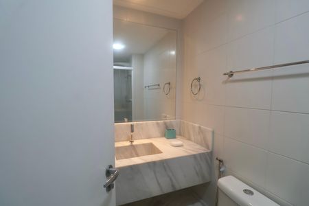Apartamento para alugar com 99m², 2 quartos e 2 vagasBanheiro Social