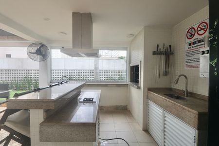 Apartamento para alugar com 99m², 2 quartos e 2 vagasÁrea comum
