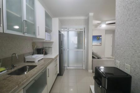 Apartamento para alugar com 99m², 2 quartos e 2 vagasCozinha