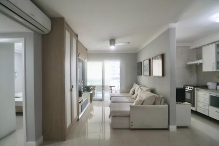 Apartamento para alugar com 99m², 2 quartos e 2 vagasSala