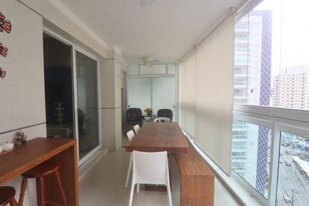 Apartamento para alugar com 99m², 2 quartos e 2 vagasVaranda