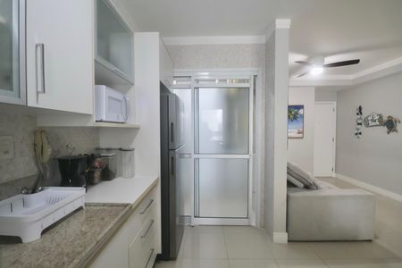 Apartamento para alugar com 99m², 2 quartos e 2 vagasCozinha