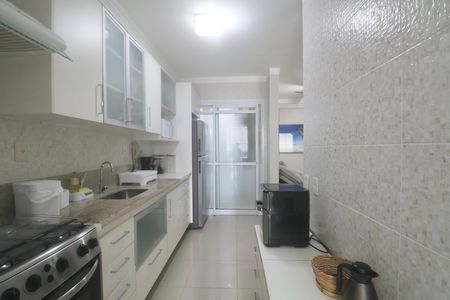 Apartamento para alugar com 99m², 2 quartos e 2 vagasCozinha