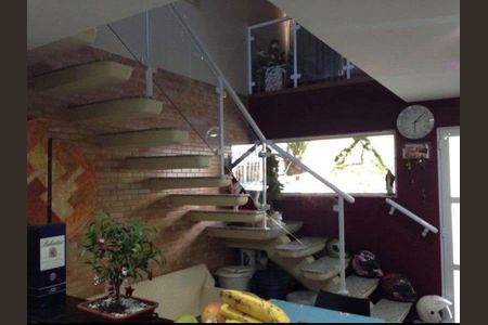 Sala de casa de condomínio à venda com 4 quartos, 199m² em Encantado, Rio de Janeiro