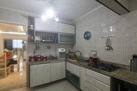 Apartamento para alugar com 150m², 3 quartos e 2 vagas Apartamento para alugar com 150m², 3 quartos e 2 vagasCozinha