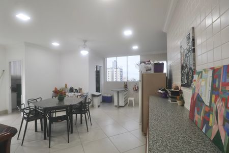 Apartamento para alugar com 150m², 3 quartos e 2 vagas Apartamento para alugar com 150m², 3 quartos e 2 vagasVaranda gourmet