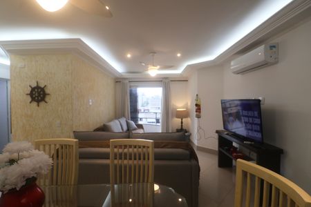 Sala de apartamento para alugar com 3 quartos, 150m² em Jardim Las Palmas, Guarujá