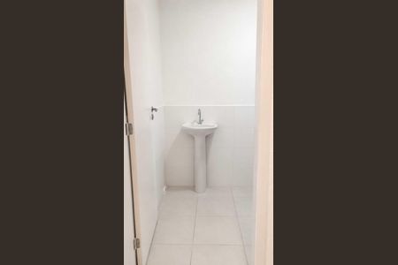 Apartamento para alugar com 45m², 2 quartos e 1 vaga Apartamento para alugar com 45m², 2 quartos e 1 vagaBanheiro