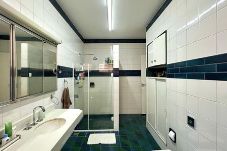Apartamento à venda com 327m², 4 quartos e 1 vaga