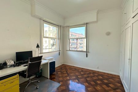 Apartamento à venda com 327m², 4 quartos e 1 vaga