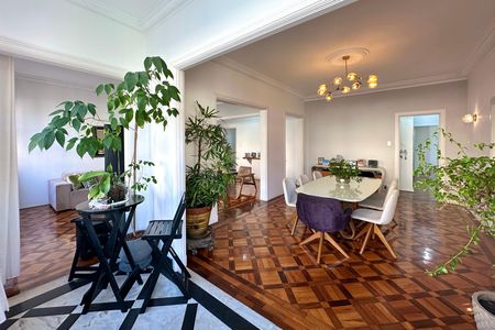 Apartamento à venda com 327m², 4 quartos e 1 vaga