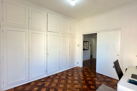 Apartamento à venda com 327m², 4 quartos e 1 vaga