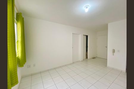 Apartamento para alugar com 100m², 2 quartos e sem vaga Apartamento para alugar com 100m², 2 quartos e sem vagaSala