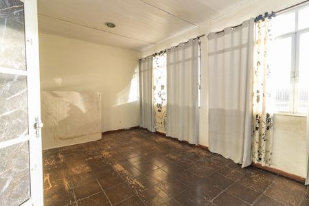 Sala de casa para alugar com 3 quartos, 112m² em Bento Ribeiro, Rio de Janeiro