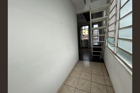 Corredor de casa para alugar com 3 quartos, 112m² em Bento Ribeiro, Rio de Janeiro