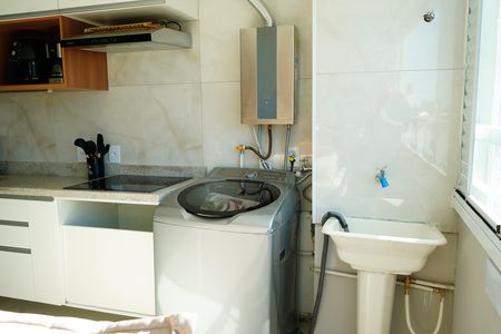 Apartamento à venda com 45m², 2 quartos e sem vagaCozinha e Área de Serviço