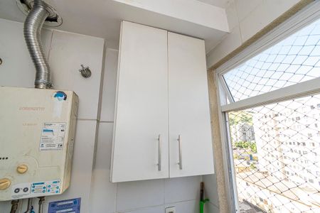 Apartamento à venda com 49m², 2 quartos e 1 vaga Apartamento à venda com 49m², 2 quartos e 1 vagaÁrea de Serviço - Armários