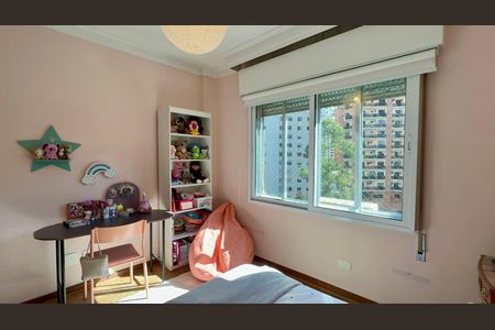Apartamento à venda com 273m², 3 quartos e 2 vagas Apartamento à venda com 273m², 3 quartos e 2 vagasSuíte 1