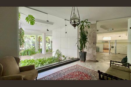 Apartamento à venda com 273m², 3 quartos e 2 vagas Apartamento à venda com 273m², 3 quartos e 2 vagasHall de entrada