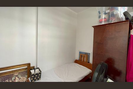 Apartamento à venda com 273m², 3 quartos e 2 vagas Apartamento à venda com 273m², 3 quartos e 2 vagasQuarto de Serviço