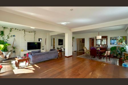 Apartamento à venda com 273m², 3 quartos e 2 vagas Apartamento à venda com 273m², 3 quartos e 2 vagasSala