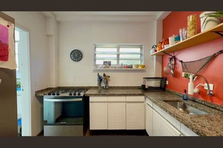 Apartamento à venda com 273m², 3 quartos e 2 vagas Apartamento à venda com 273m², 3 quartos e 2 vagasCozinha