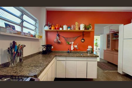Apartamento à venda com 273m², 3 quartos e 2 vagas Apartamento à venda com 273m², 3 quartos e 2 vagasCozinha