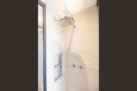 Apartamento para alugar com 69m², 2 quartos e 2 vagas Apartamento para alugar com 69m², 2 quartos e 2 vagasBanheiro da Suíte