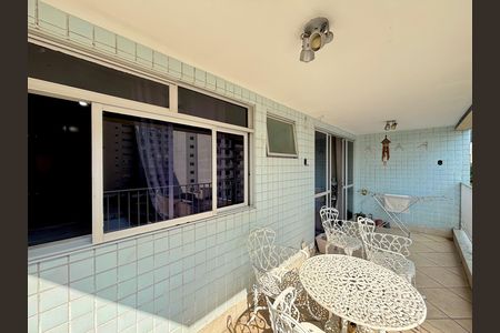 Apartamento para alugar com 89m², 2 quartos e 1 vaga Apartamento para alugar com 89m², 2 quartos e 1 vagaVaranda da sala