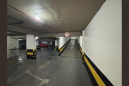 Apartamento para alugar com 89m², 2 quartos e 1 vaga Apartamento para alugar com 89m², 2 quartos e 1 vagaGaragem