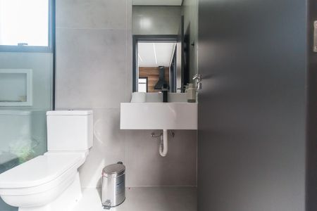 Casa de condomínio para alugar com 230m², 3 quartos e 2 vagas Casa de condomínio para alugar com 230m², 3 quartos e 2 vagasBanheiro Externo
