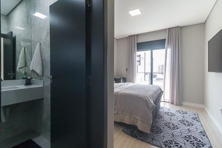 Casa de condomínio para alugar com 230m², 3 quartos e 2 vagas Casa de condomínio para alugar com 230m², 3 quartos e 2 vagasQuarto 1 - Suíte 1