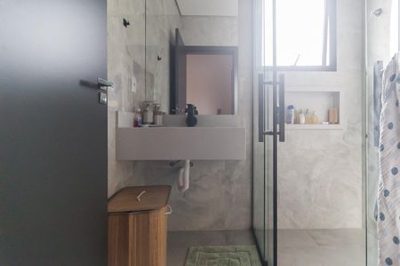 Casa de condomínio para alugar com 230m², 3 quartos e 2 vagas Casa de condomínio para alugar com 230m², 3 quartos e 2 vagasBanheiro da Suíte 2