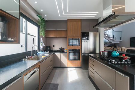 Casa de condomínio para alugar com 230m², 3 quartos e 2 vagas Casa de condomínio para alugar com 230m², 3 quartos e 2 vagasCozinha