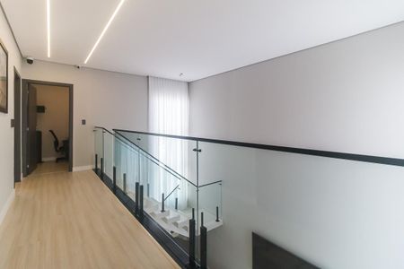 Casa de condomínio para alugar com 230m², 3 quartos e 2 vagas Casa de condomínio para alugar com 230m², 3 quartos e 2 vagasHall