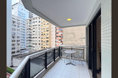Varanda da sala de apartamento para alugar com 1 quarto, 45m² em Copacabana, Rio de Janeiro